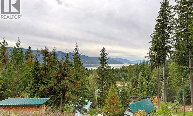 Pine Avenue Lot# 80 ...