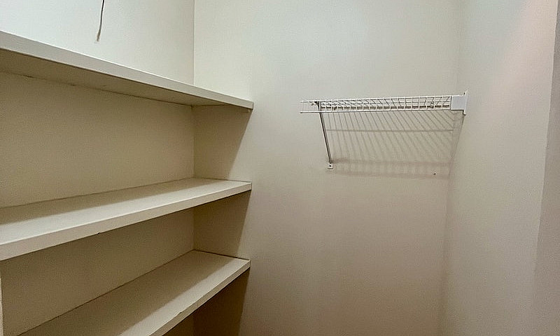 Laurier Manor 2 Bed ...