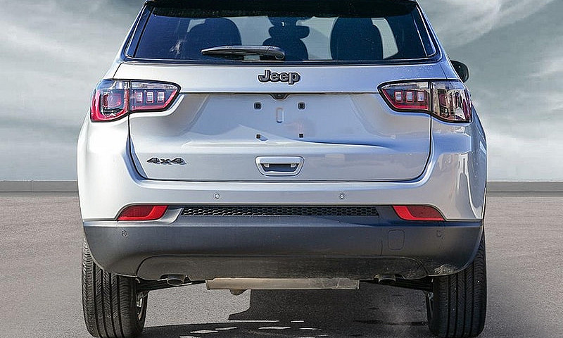 2026 Jeep Compass Li...