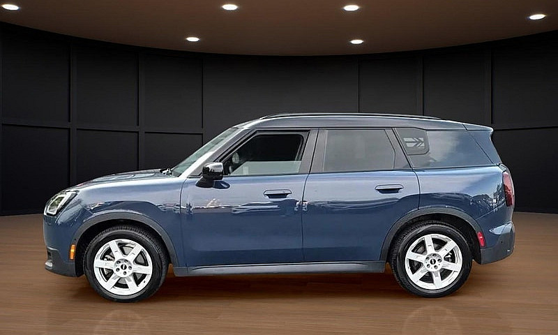 2026 Mini Countryman...
