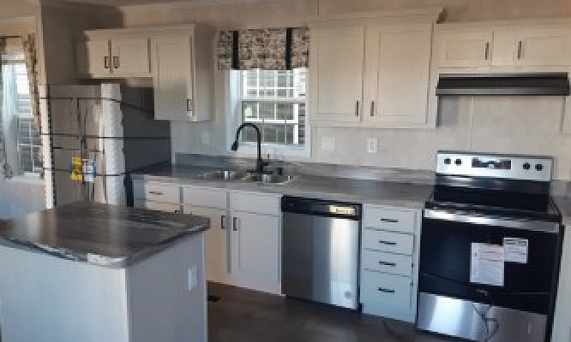 Garden Suites 350 Sq...
