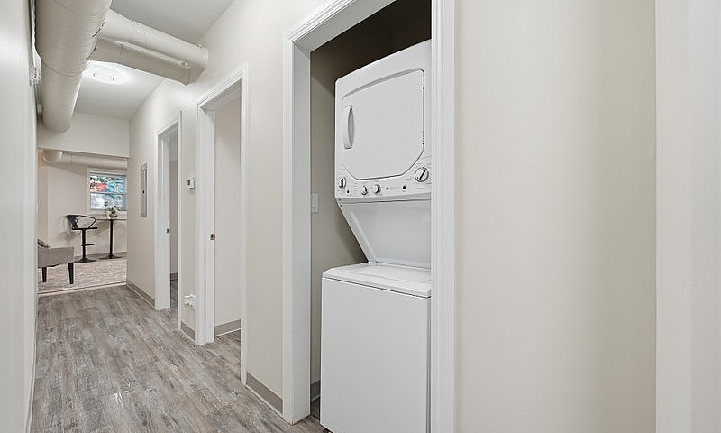 181 Balmoral - 3 Br ...