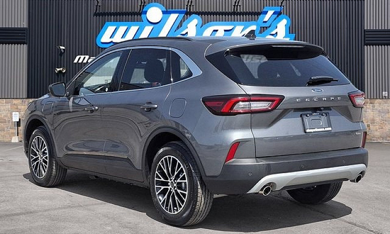 2025 Ford Escape Phe...