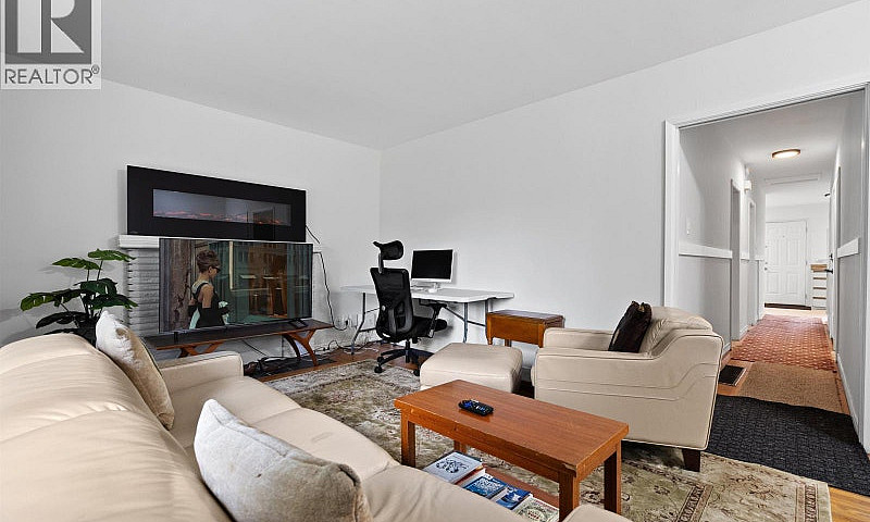 443-445 W Keith Road...