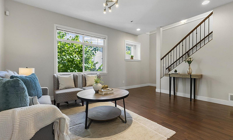 88 19551 66 Avenue S...