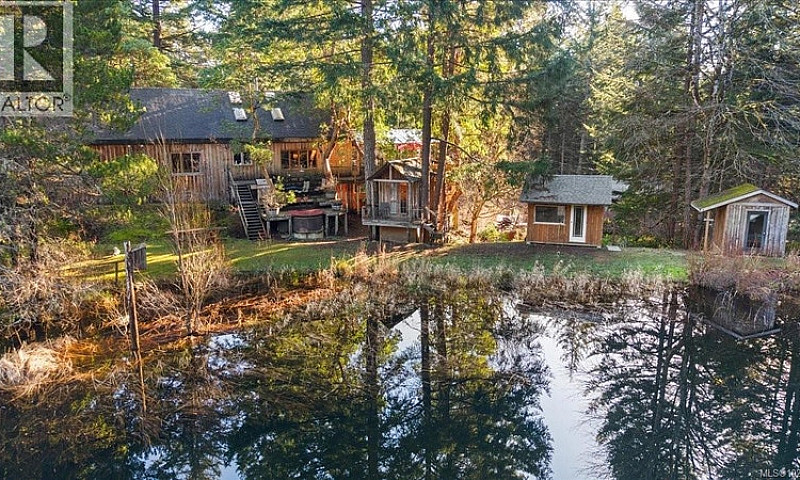 405 Hazlitt Creek Rd...