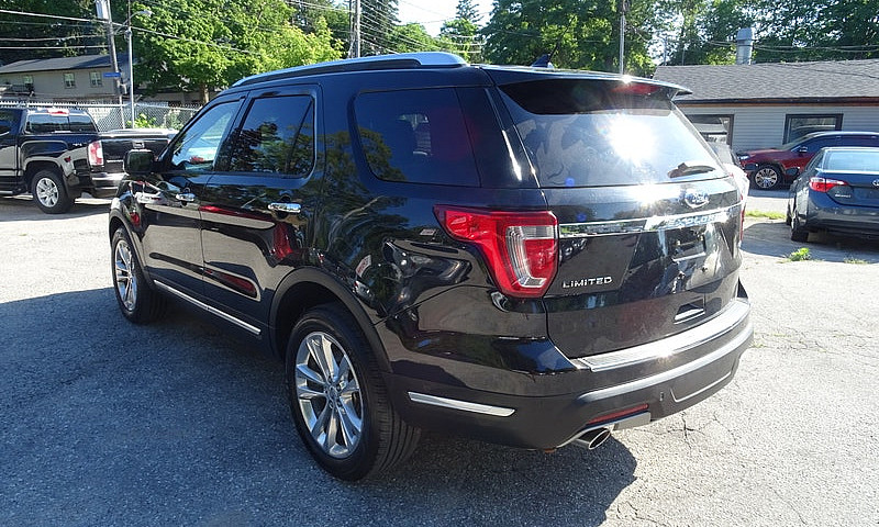 2019 Ford Explorer L...
