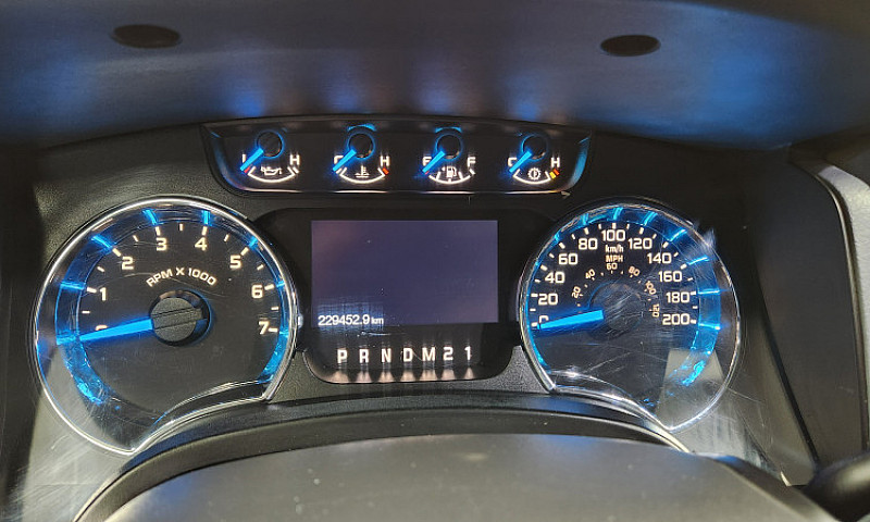 2013 Ford F150  4X4 ...