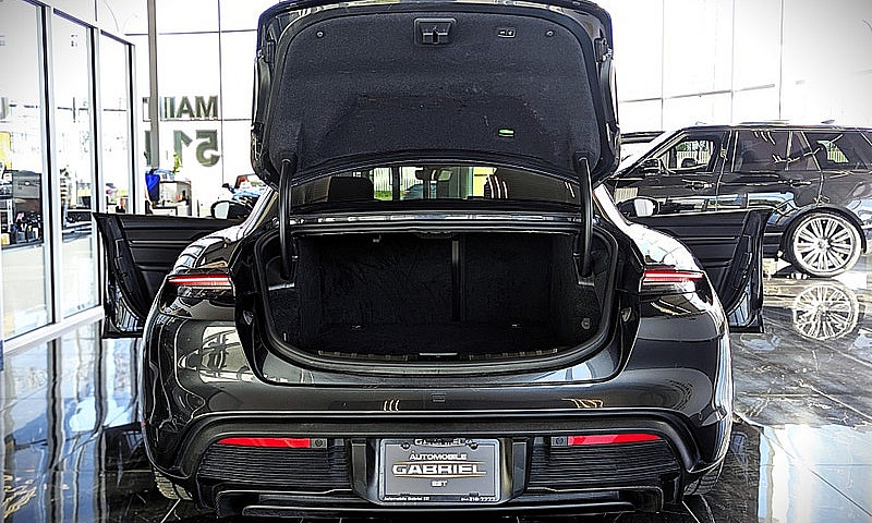 2020 Porsche Taycan ...