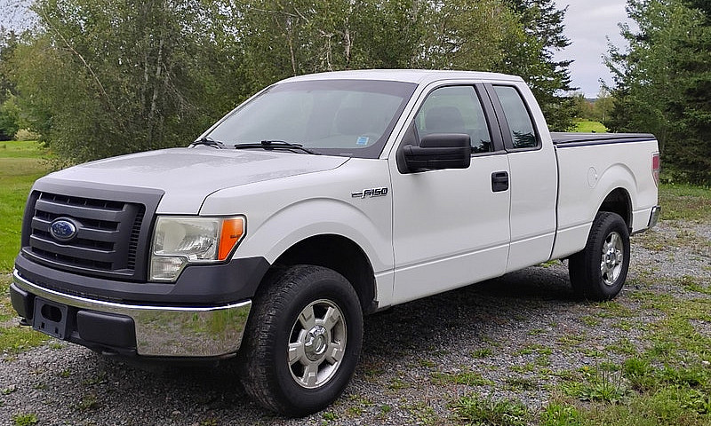 2010 Ford F150 4X4...
