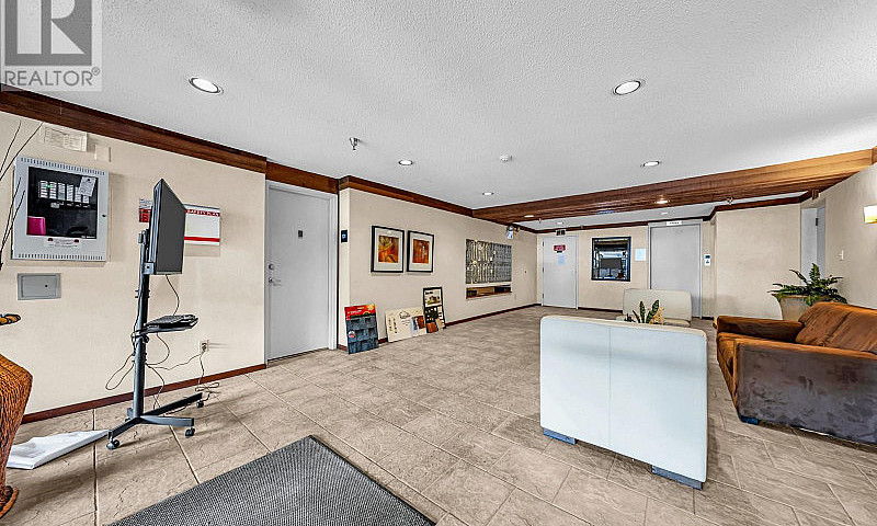 301 1340 Duchess Ave...