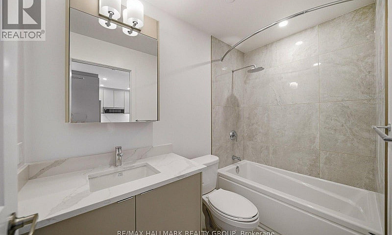 2604 - 180 George St...