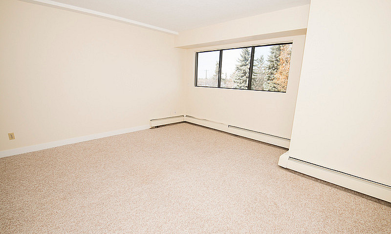 Apartments With In S...