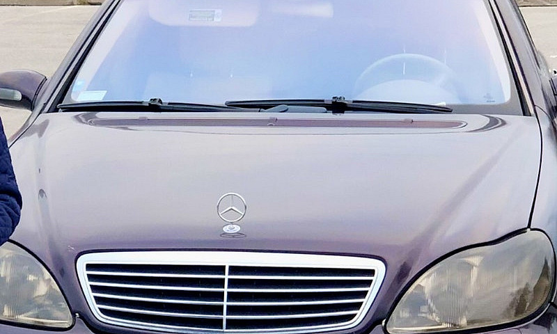 Selling Mercedes S50...