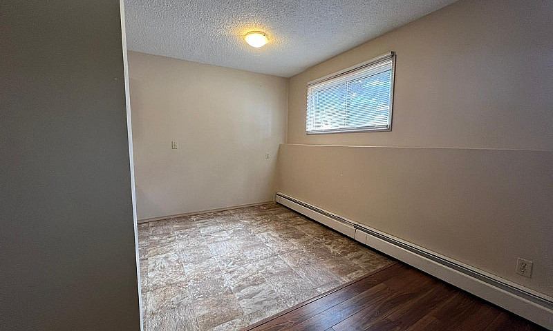 Spacious 2 Bedroom U...