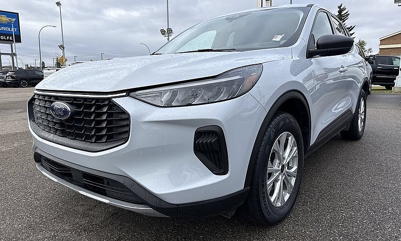 2025 Ford Escape Act...