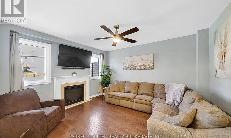 3046 Stone Ridge Bou...