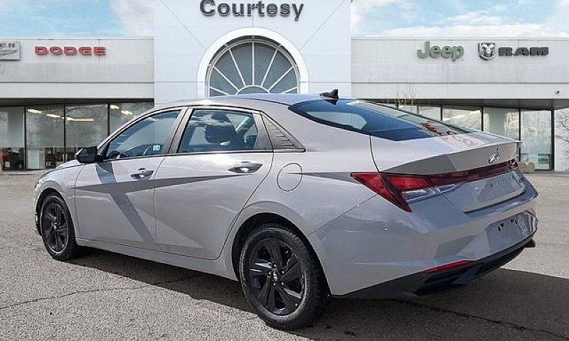 2022 Hyundai Elantra...