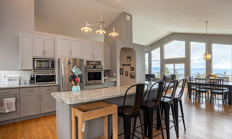Spectacular Home On ...