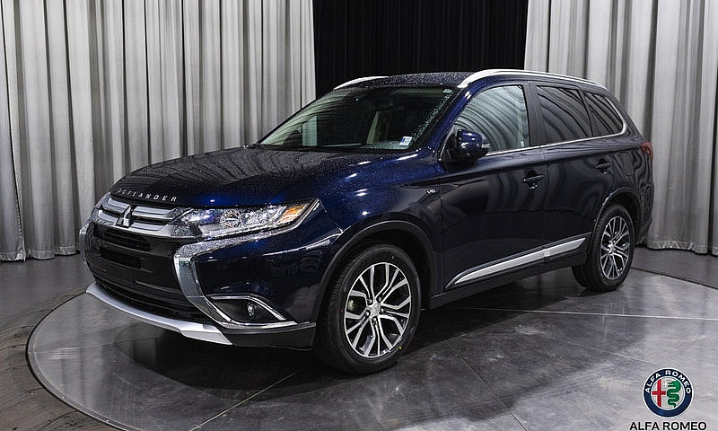 2018 Mitsubishi Outl...