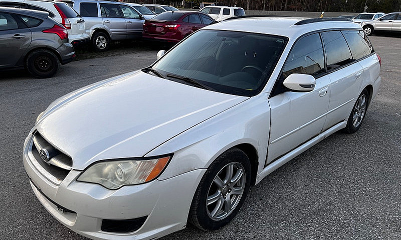 2009 Subaru Legacy...