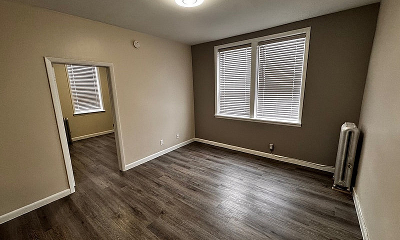 480 Langside - 1 Br ...