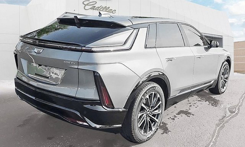 2026 Cadillac Lyriq ...