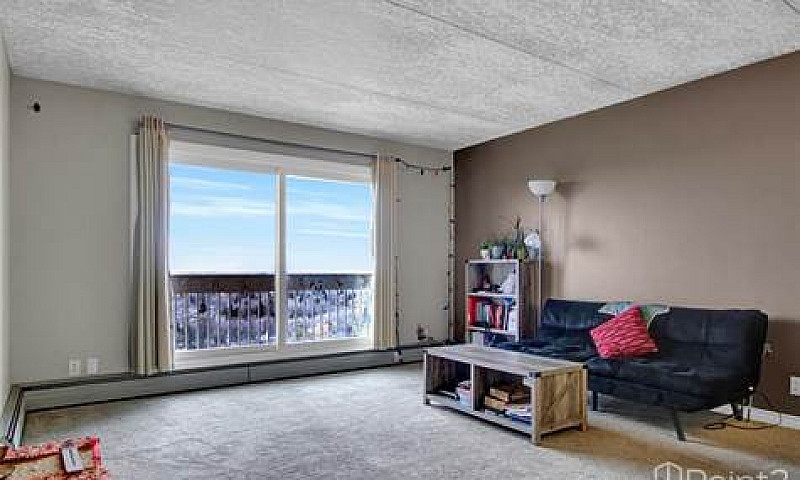 3520 Hillsdale Stree...