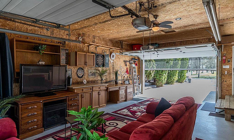 3-Bedroom House In L...