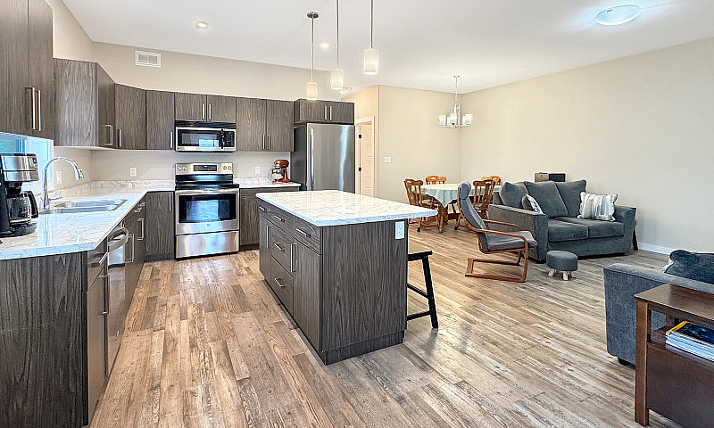 Stylish, Spacious, S...