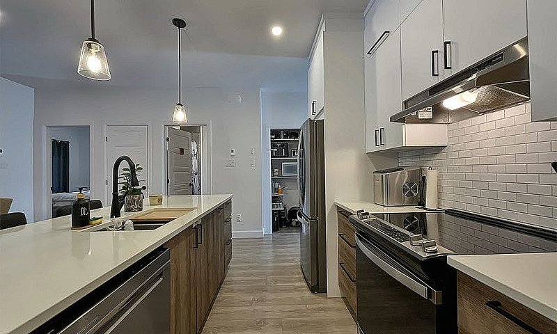 $339,900 - Semi-Deta...