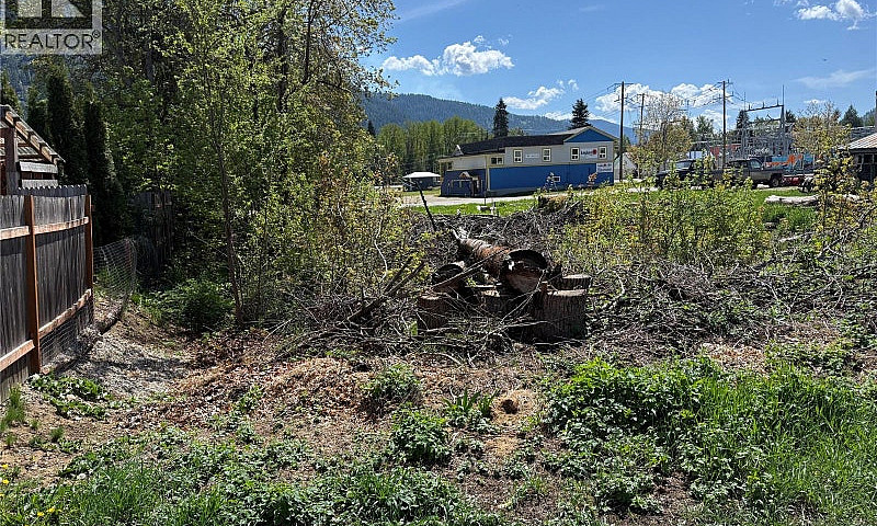 Lots A&B Sayward Ave...