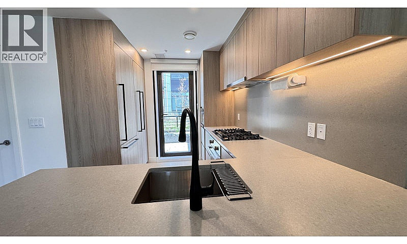 6258 Oak Street Vanc...