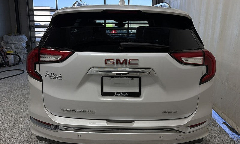 2024 Gmc Terrain Den...