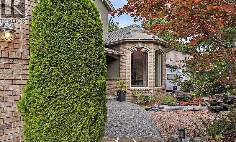901 Savary Dr Qualic...