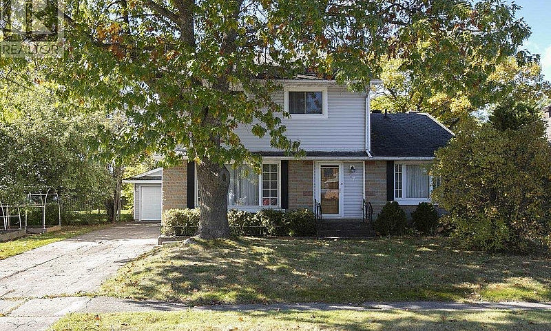 57 Mccrea St Sault S...
