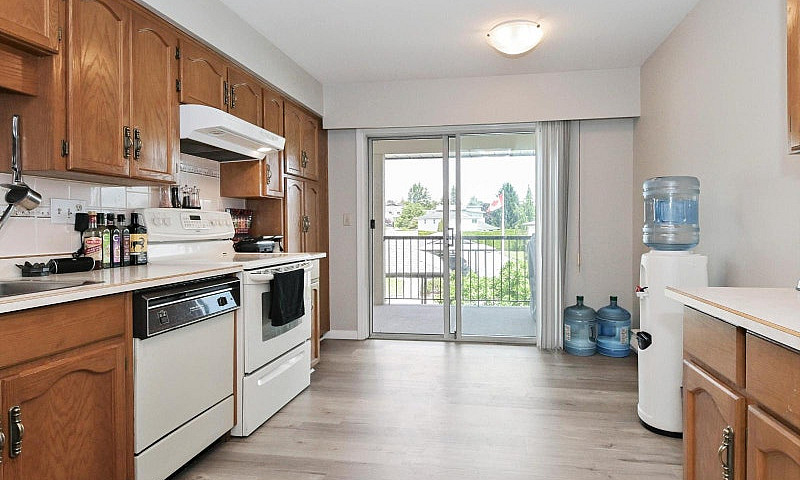 46 6467 197 Street L...