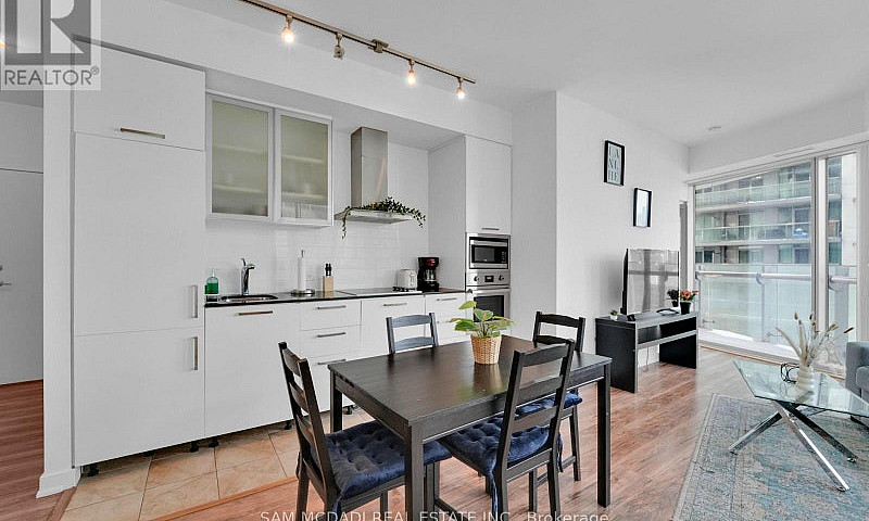 2307 - 12 York Stree...