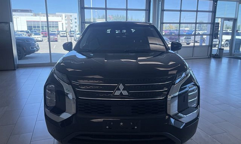 2024 Mitsubishi Outl...