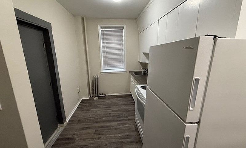 480 Langside - 1 Br ...
