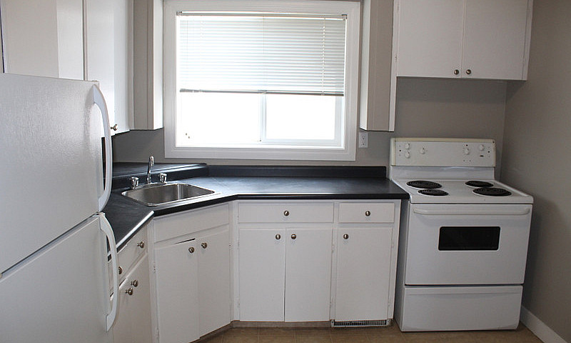 Lakeview Apartment F...