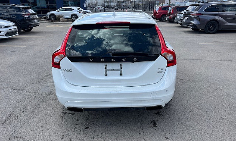 2016 Volvo V60 Awd L...