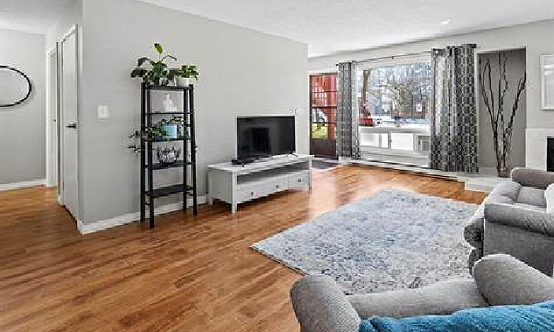 Condos For Sale In C...