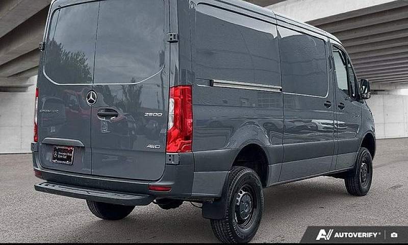 2023 Mercedes-Benz S...