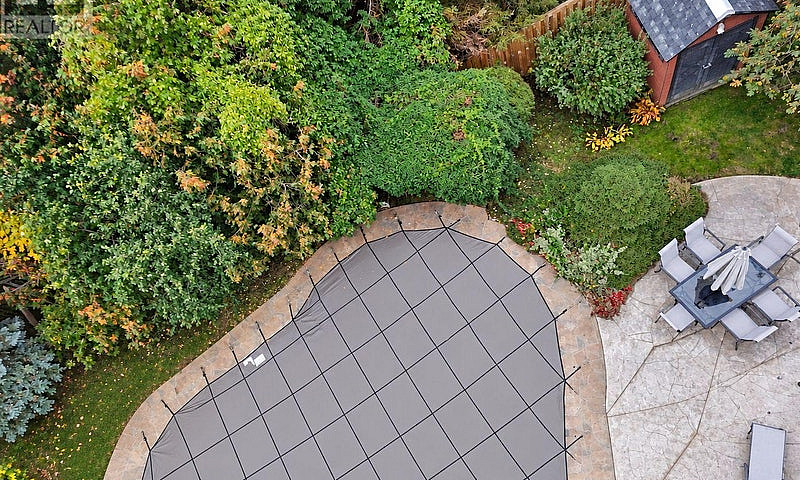 35 Tofino Crescent T...