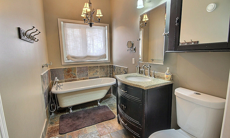 ☘️Charming Acreage W...