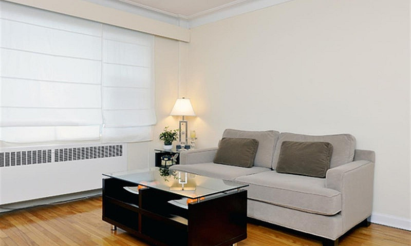 Beautiful 1 Bedroom ...
