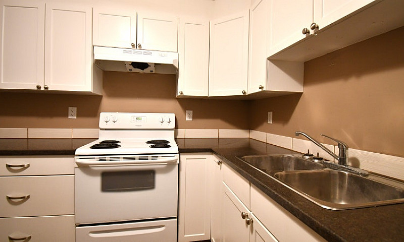 1854 Glenwood Dr-Bas...