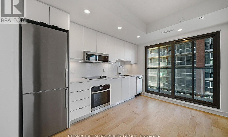 606 - 180 George Str...