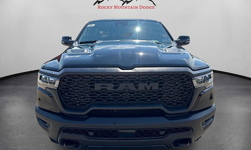 2026 Ram 1500 Crew C...